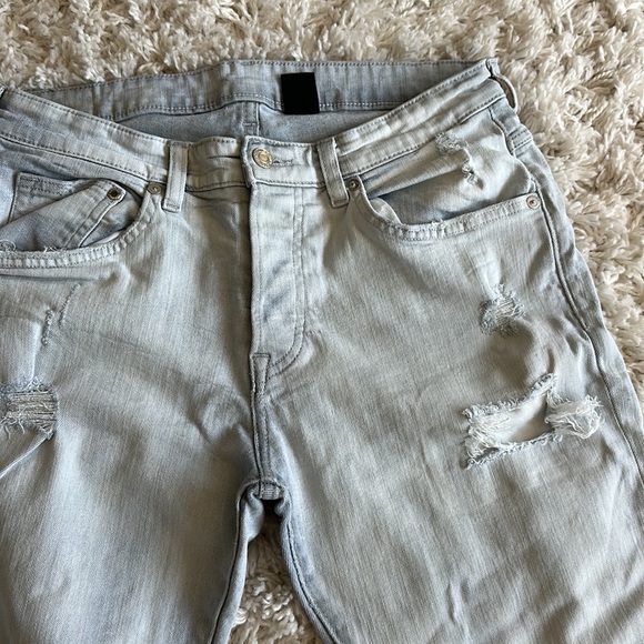 H&M men’s jeans - Picture 2 of 4
